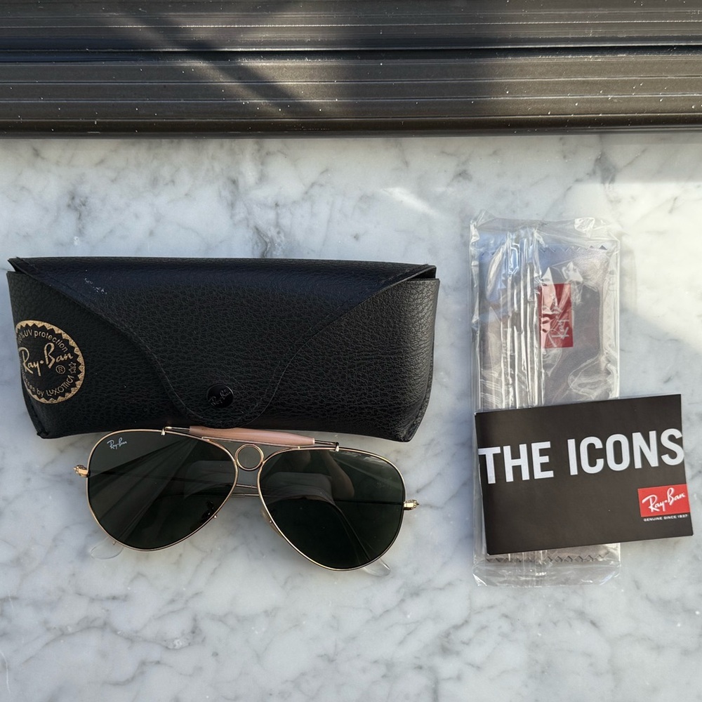 Ray-Ban Classic Gold Frame Sunglasses